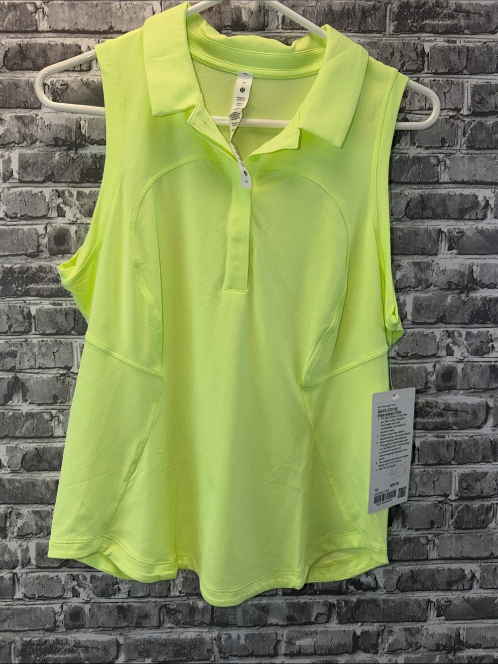 NWT Women’s Sleeveless Polo Top in Neon Yellow